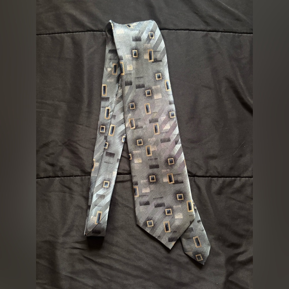 vogue italia blue square patterned tie